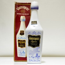 020937 Vandermint Liqueur Porcelain Bottle