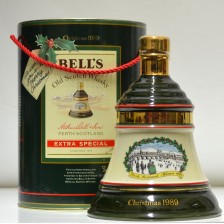 020206 Bell's Decanter Christmas 1989